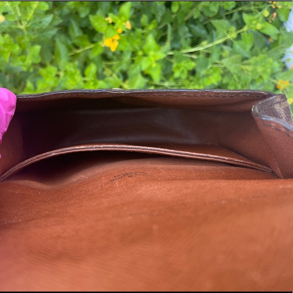 LOUIS VUITTON Crossbody/shoulder bag - Picture 15 of 16